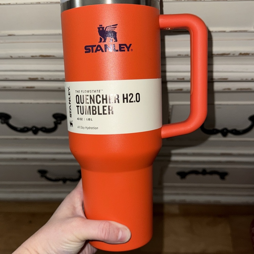 Stanley Orange Quencher H2.0 Tumbler